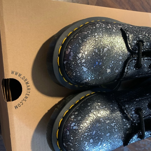 COPY - NEW-1460 METALLIC SPLATTER SUEDE LACE UP BOOTS Size 7 - Picture 3 of 11